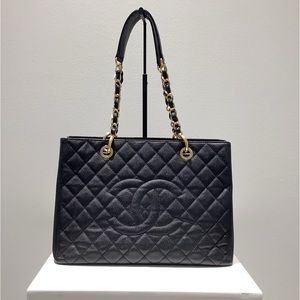 ❤️SOLD❤️ CHANEL Caviar Quilted Grand Tote Bag